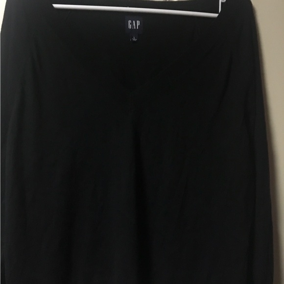 Gap
Women’s
Black
Sweater
size Large
Armpit To Armpit 24 Inches - Picture 2 of 9